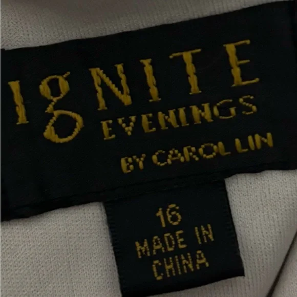 Ignite Evenings Silver Embellished Jacket - Picture 7 of 7